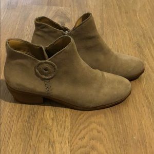 Jack roger booties
